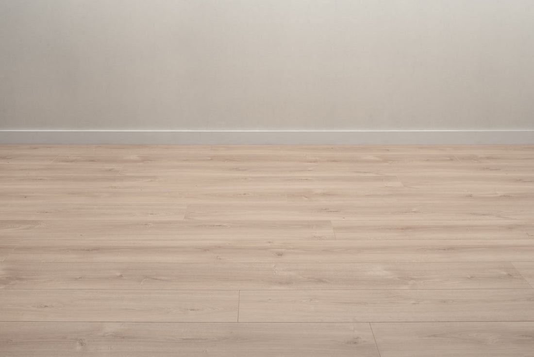 Pavimento Laminato Ibrido Oliato Bianco Autentico FLR-1709