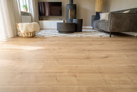 Pavimento in laminato ibrido di rovere non trattato Country House FLR-1029
