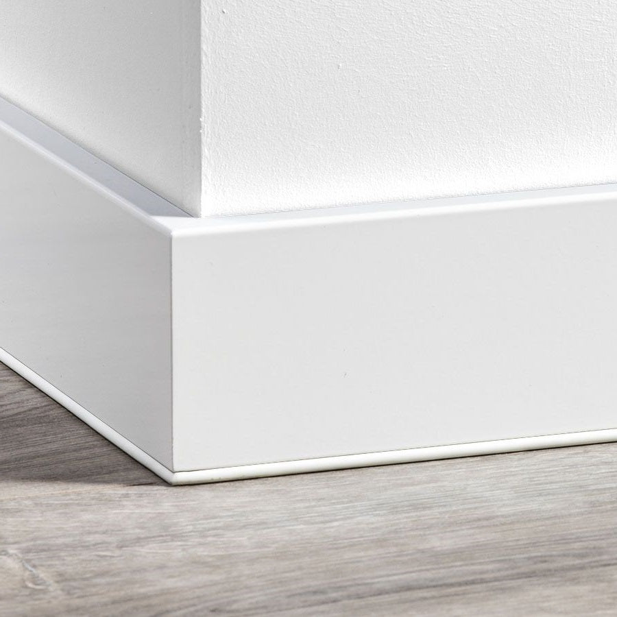 Plinto moderno insonorizzante - 2400 mm - Prelaccato - Solza.it